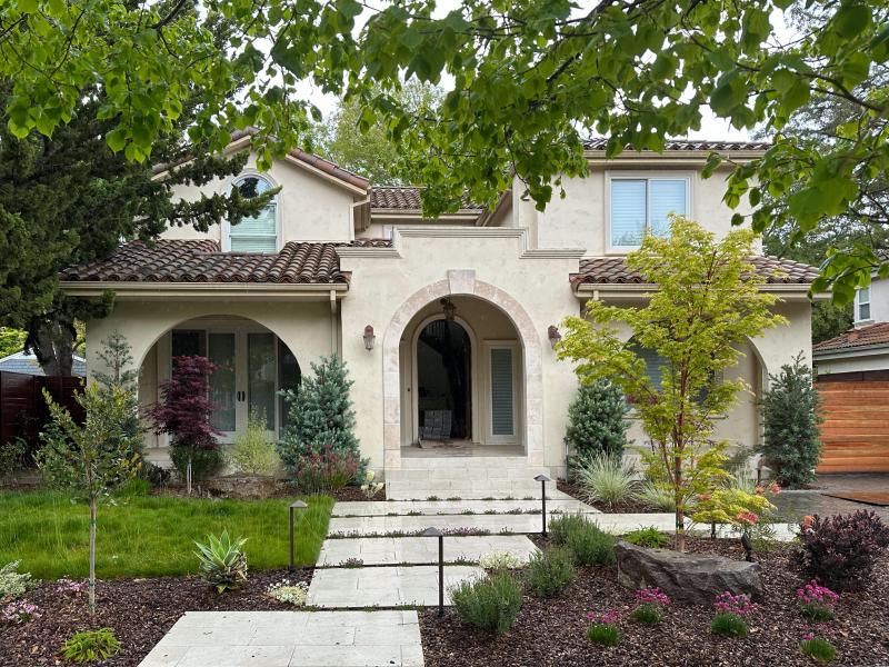 Modern Sanctuary in Old Palo Alto