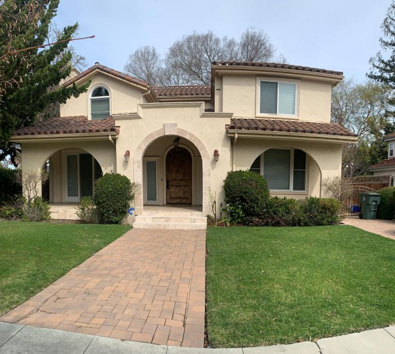 Modern Sanctuary in Old Palo Alto gallery image